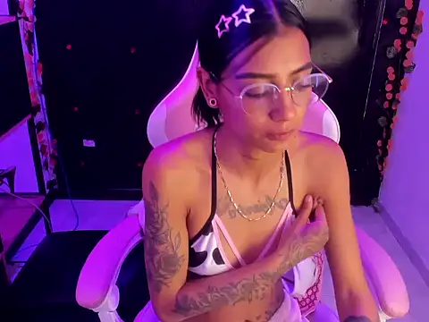 KarlaSlutSkinny__n Live XXX chat