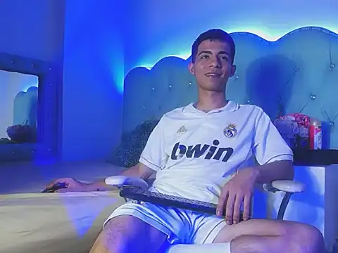 دردشة Apolo_Richards الجنسية المباشرة