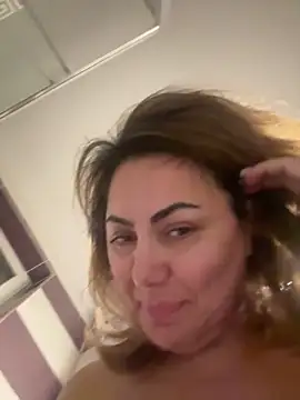 Emma_roqueen live XXX chat