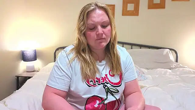 โชว์เว็บแคมของ PhatAssBlond