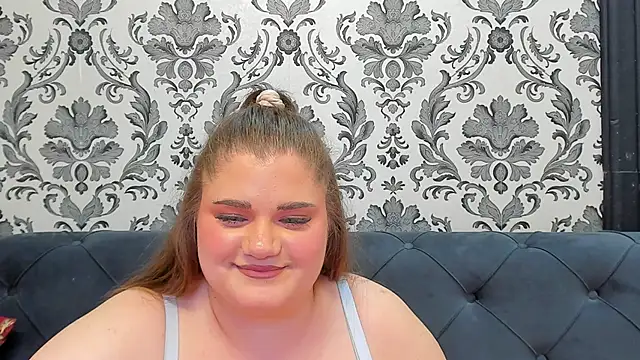 Chat +18 de LissaBigTitts ao vivo