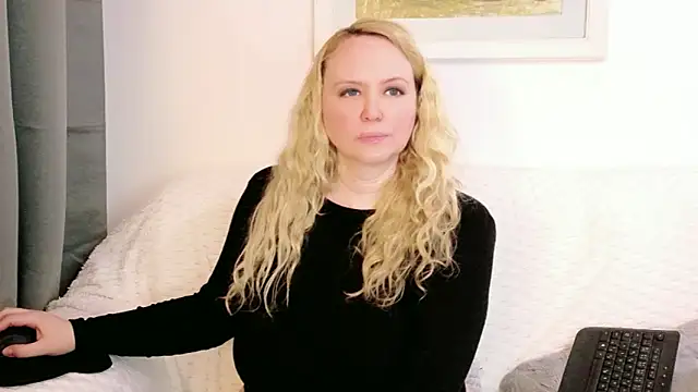 Sarah4you Live XXX Chat