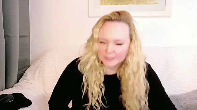 Sarah4you Live XXX Chat