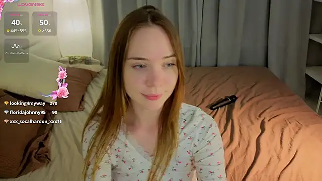 CarollSmithh 现场XXX聊天