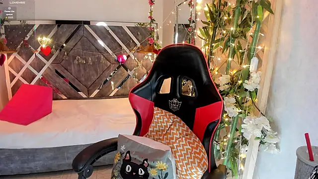 Nanachi_Cook Adlı Modelin Canlı XXX Sohbeti