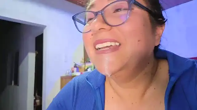 XXX chat uživo modela scarlett_widow_