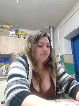 XXX chat uživo modela Jyleta