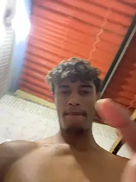 meliodas_23cm Adlı Modelin Canlı XXX Sohbeti