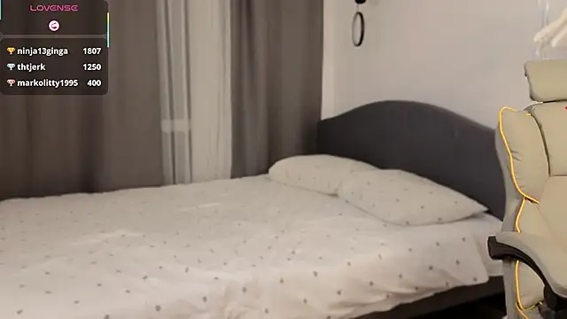 XXX chat uživo modela fallin_lovee