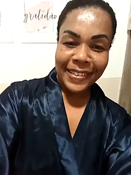 Chat +18 de Gi_Denga ao vivo