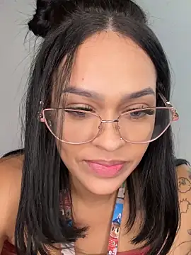 Živý XXX chat Lylyyy01