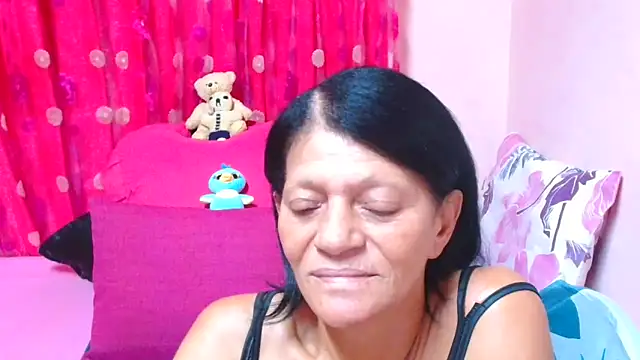 SLUTTYROXY Chat XXX in diretta