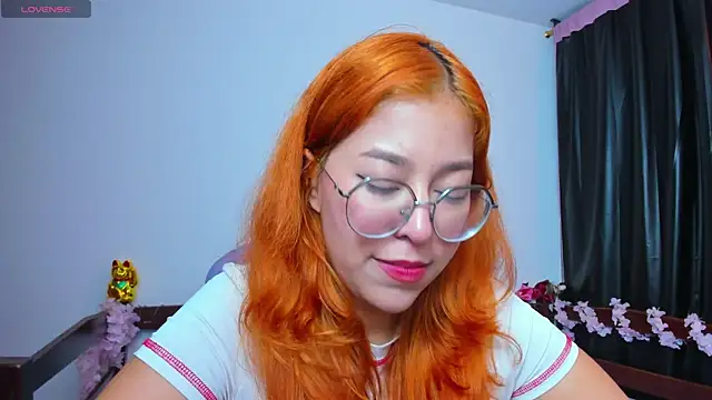 _Moon_Johnson Adlı Modelin Web Kamerası Şovu