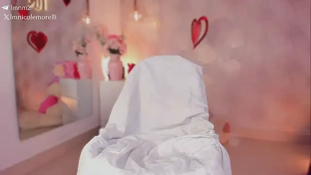 Chat XXX en directo de Nicolemorelli2