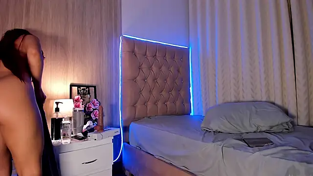 Maddyluxe 即時 XXX 聊天