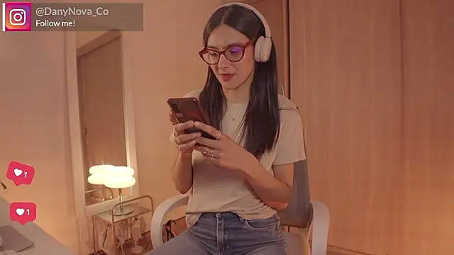 DanyNova_Con Live XXX chat