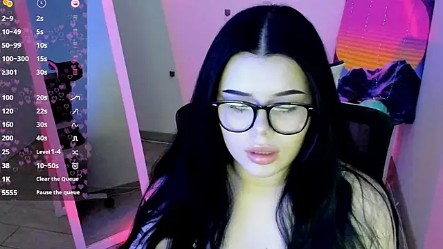 دردشة Mona_Esty الجنسية المباشرة