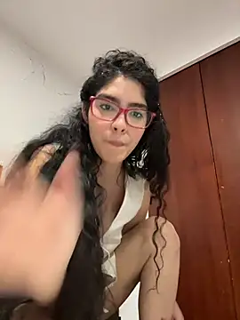 dani_bela's Live XXX Chat