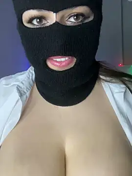 Show modela Princess-maryam na web-kameri