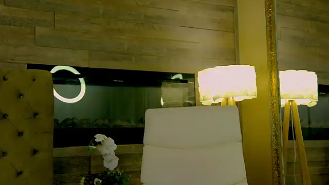 EveHamiltonn Live XXX chat