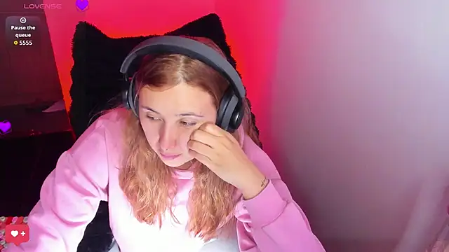 bonnie_moon_: απευθείας συνομιλία ΧΧΧ