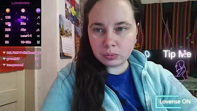 Chatroom XXX en direct de Cora_Maro