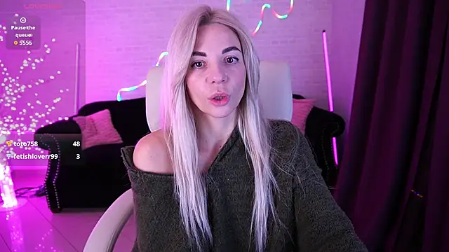 Chatroom XXX en direct de BellaRayyy