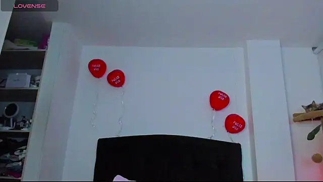 Chat +18 de JuliaRose_ks ao vivo