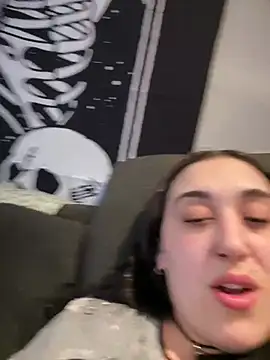 ThicBunz Chat XXX in diretta