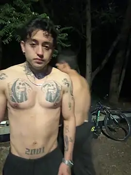 دردشة MaxxxSteil الجنسية المباشرة