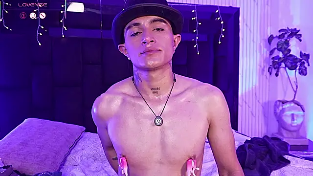 Chat XXX en directo de LiamDeep