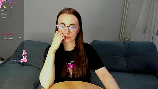 MewStella's Live XXX Chat