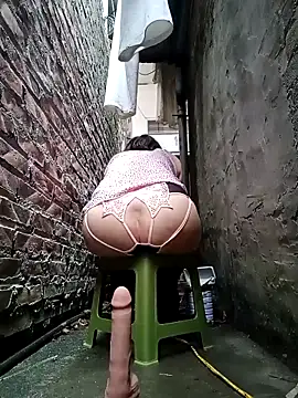 July-Asian 现场XXX聊天