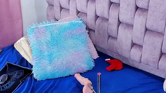 Alexa-Hunter Obrolan Langsung XXX