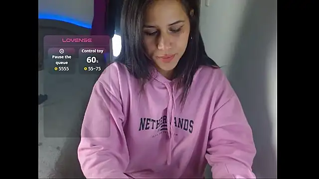 jossypb Adlı Modelin Canlı XXX Sohbeti