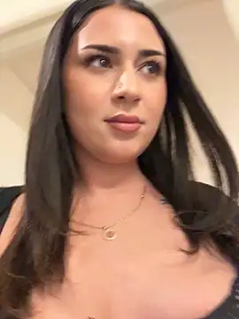 Yasmine-blue Webcam Show