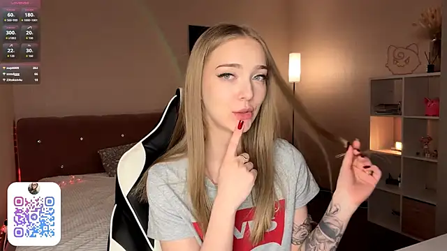 Chat +18 de EvaPeace ao vivo