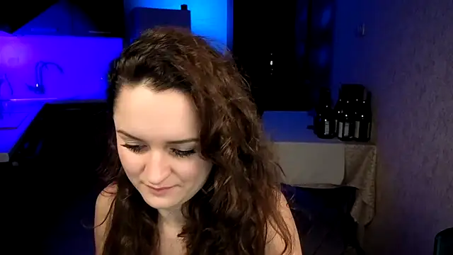 XXX chat uživo modela Cerann1