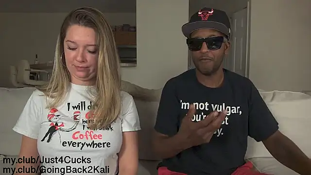 XXX chat uživo modela boomboomr00m