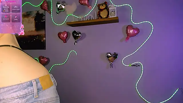 mia_starrr_ লাইভ XXX চ্যাট