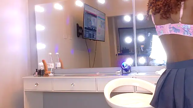 chocolatecrememian Live XXX chat