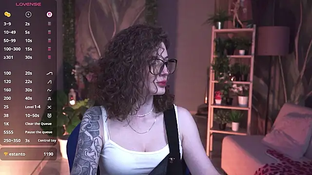 Chatroom XXX en direct de OliviaMcClean