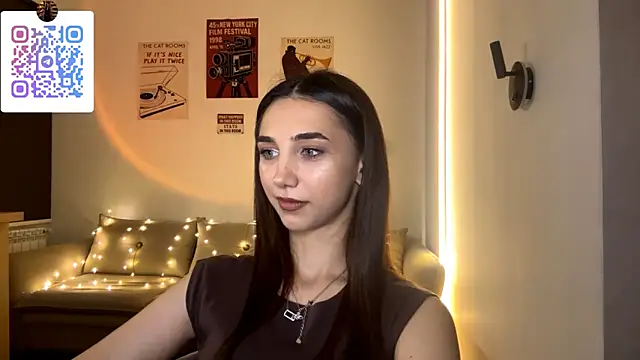 Show modela LinaMour na web-kameri