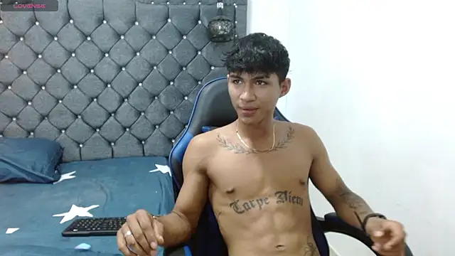 Chat XXX en directo de luka_big18