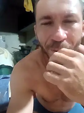 Chat XXX en directo de RobertoLuiz84