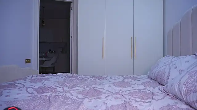 دردشة Hana000 الجنسية المباشرة