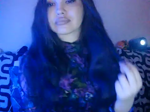 Hoyloria webcam show