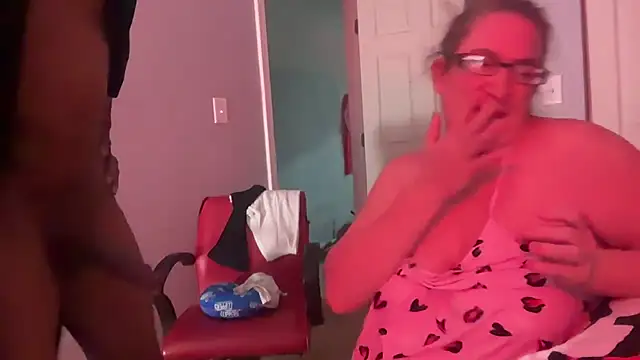 KcChiefBBC69 Webcamshow