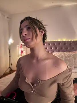 Samantha_e2 Chat XXX live