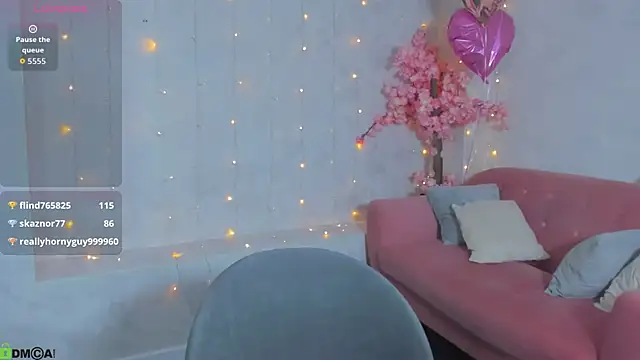 Renesmy_Black Live XXX-Chat